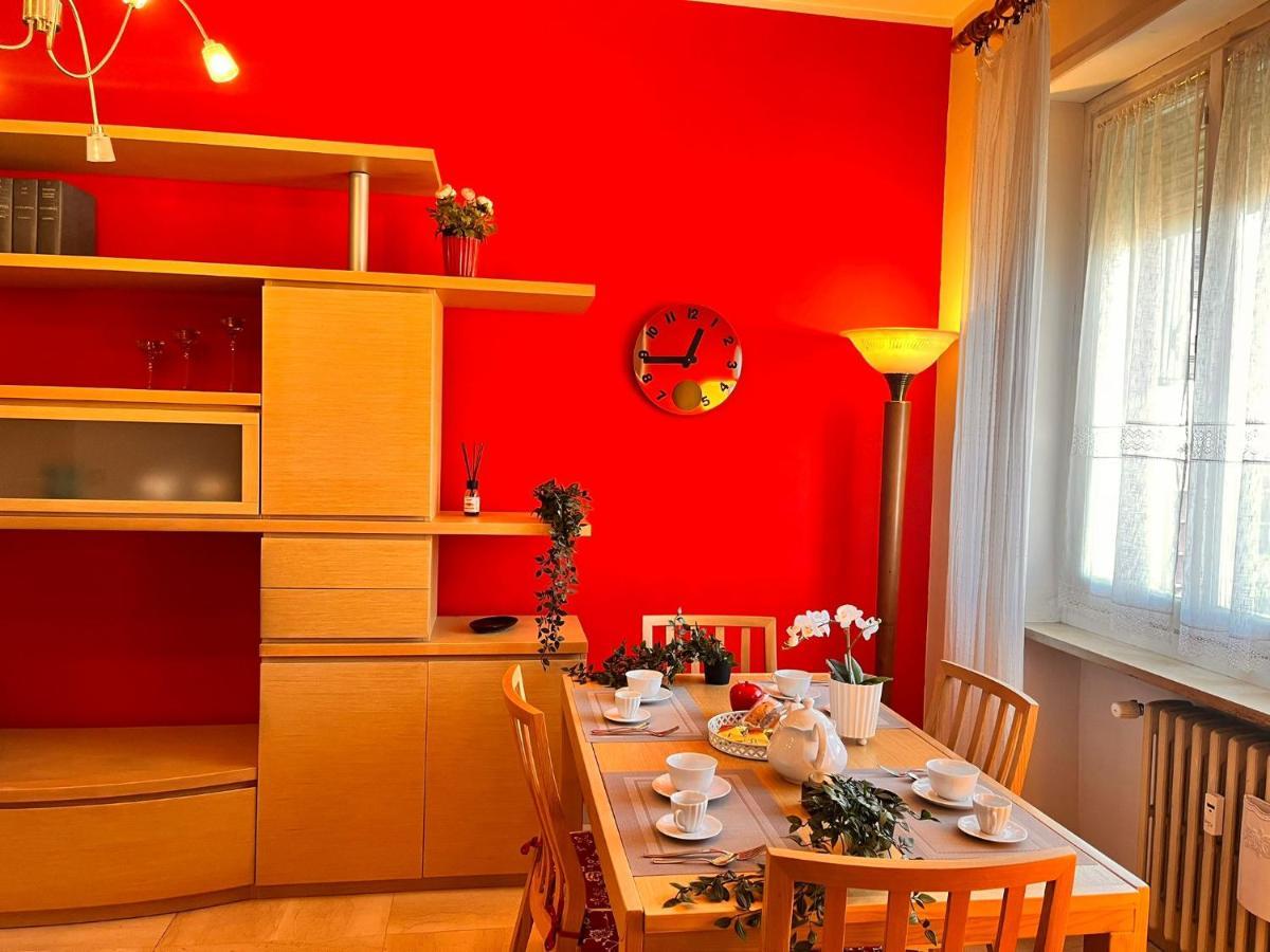 Sky Apartment A Due Passi Dalla Stazione كولّينيو المظهر الخارجي الصورة